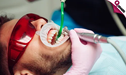 Dental Scaling & Polishing + Consultation at Family Medical Polyclinic!